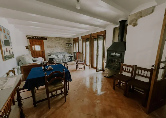La Casa De La Acacia